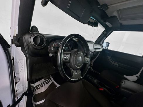 Used 2014 Jeep Wrangler Sport w/ Quick Order Package 24S AWD/4WD image 9