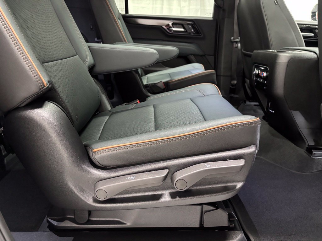 Used 2026 GMC Yukon XL AT4 AWD/4WD image 52