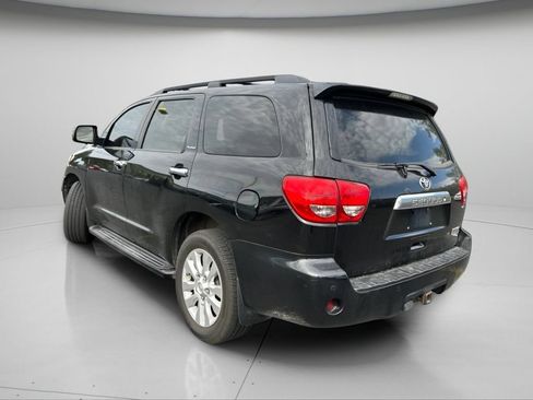 Used 2014 Toyota Sequoia Platinum AWD/4WD image 11