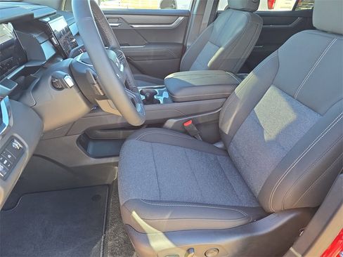 New 2026 GMC Acadia Elevation image 16