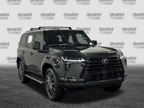 Used 2026 Lexus GX 550 w/ Accessory Package (2T) AWD/4WD image 2