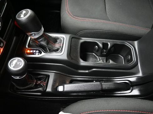 Used 2021 Jeep Wrangler Rubicon image 22