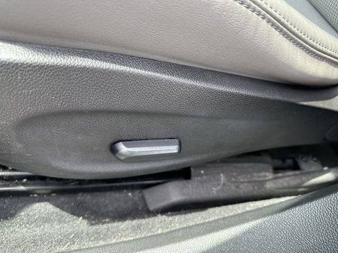 Used 2013 Buick Verano Convenience FWD image 16
