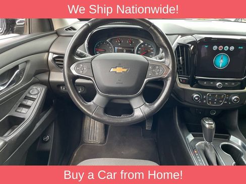 Used 2019 Chevrolet Traverse LT FWD image 12