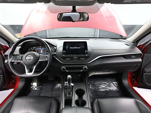 Used 2019 Nissan Altima 2.0 SR FWD image 25