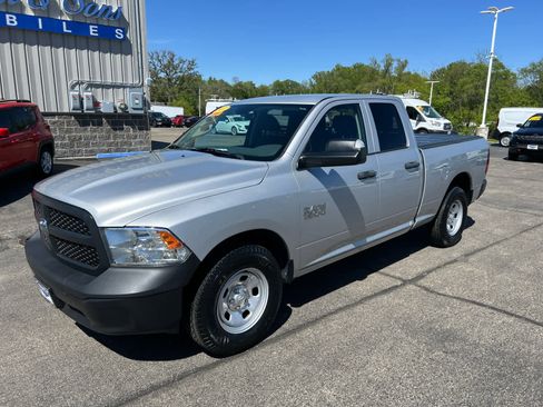 Used 2017 RAM 1500 Tradesman w/ Popular Equipment Group RWD image 7