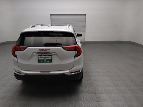 Used 2021 GMC Terrain SLT w/ Infotainment Package II FWD image 7