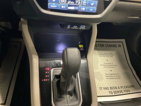 Certified 2025 Subaru Forester Limited AWD/4WD image 17