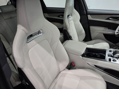 New 2026 Jaguar F-PACE R-Dynamic S AWD/4WD image 22