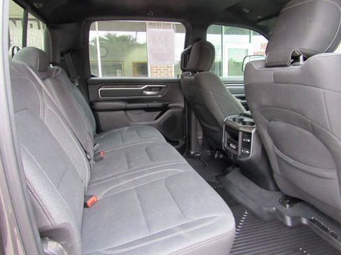 Used 2019 RAM 1500 Big Horn AWD/4WD image 39