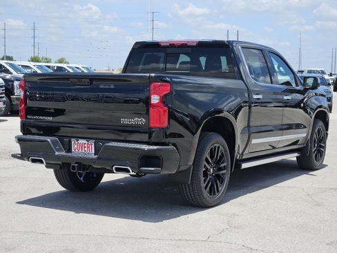 New 2026 Chevrolet Silverado 1500 High Country AWD/4WD image 3