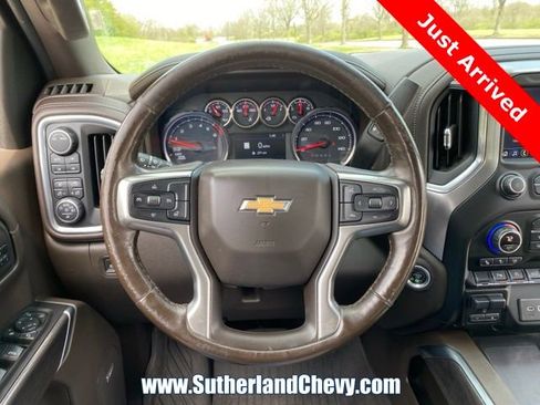 Used 2021 Chevrolet Silverado 1500 LTZ image 24