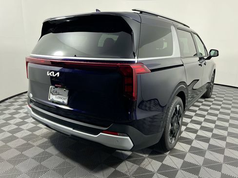 New 2026 Kia Carnival EX image 3