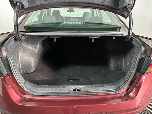 Used 2023 Nissan Altima 2.5 SV image 23