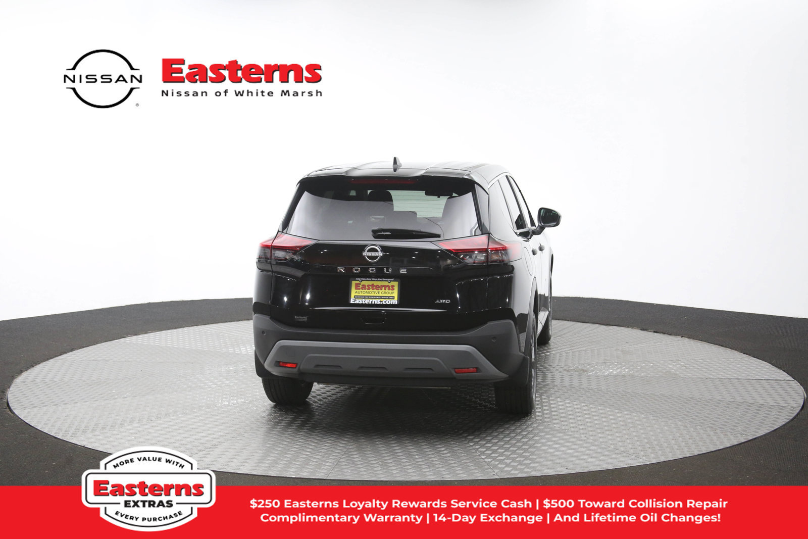 Used 2023 Nissan Rogue S AWD/4WD image 38