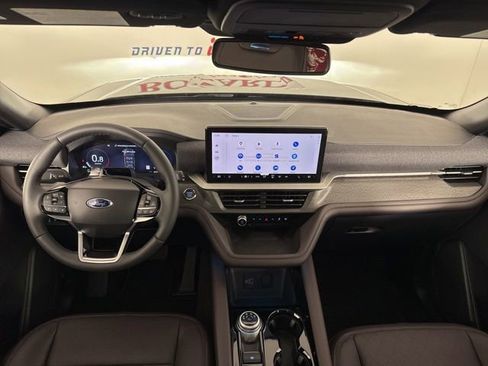New 2026 Ford Explorer Platinum image 9