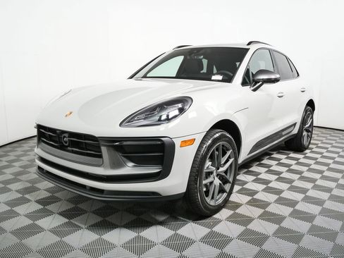 New 2026 Porsche Macan Turbo AWD/4WD image 1