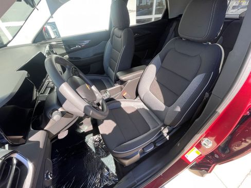 Used 2025 Chevrolet TrailBlazer LT image 36