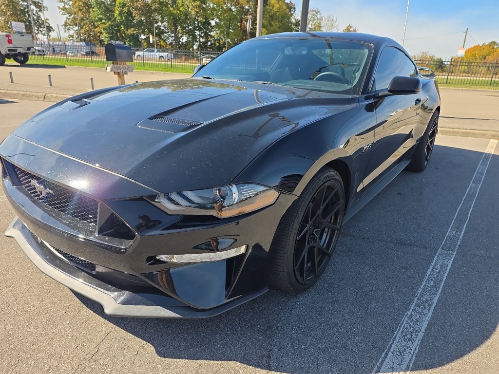 Used 2020 Ford Mustang GT RWD image 3
