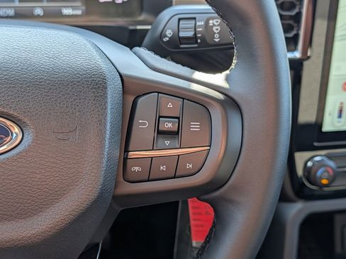 Used 2025 Ford Ranger XLT w/ Chrome Accent Package AWD/4WD image 19