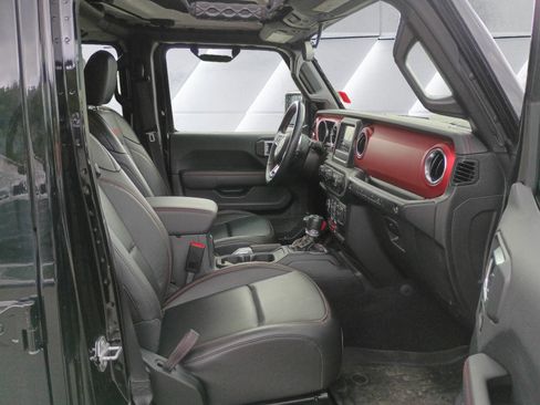 Used 2021 Jeep Wrangler Unlimited Rubicon AWD/4WD image 16