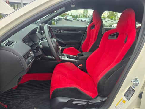 Used 2025 Honda Civic Type R image 12