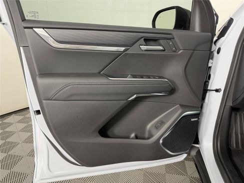New 2026 GMC Acadia Elevation w/ Black Edition FWD image 8