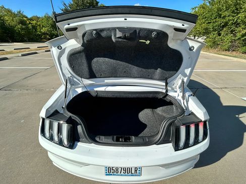 Used 2015 Ford Mustang Convertible RWD image 11