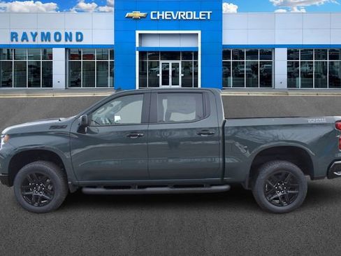 New 2026 Chevrolet Silverado 1500 LT Trail Boss w/ Dark Appearance Package image 7