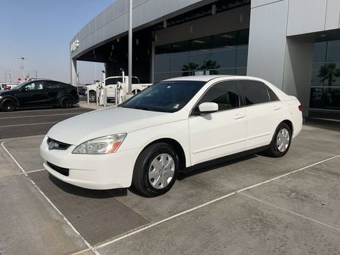 Used 2004 Honda Accord LX image 2