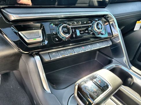 New 2026 GMC Sierra 1500 Denali w/ Denali Reserve Package image 27