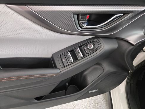 Used 2023 Subaru Crosstrek 2.5i Limited w/ Popular Package #4 image 24