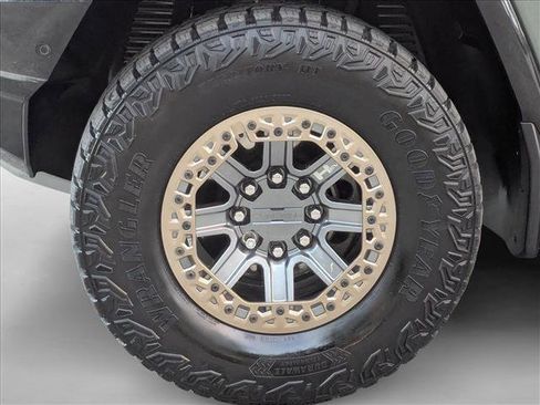 Used 2024 GMC Hummer EV 3X w/ Extreme Off-Road Package image 24