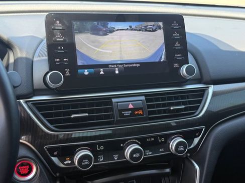 Used 2022 Honda Accord Sport Special Edition image 18