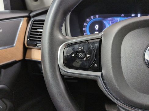 Used 2024 Volvo XC90 B5 Plus image 26