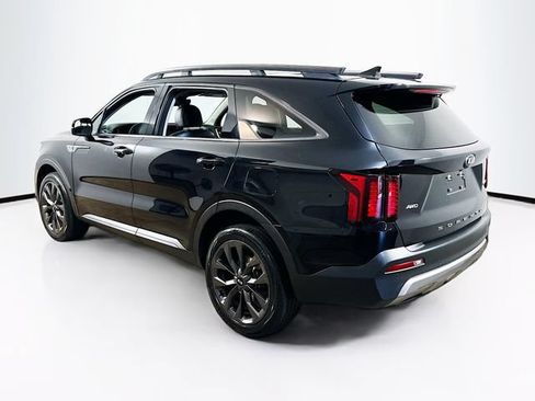 Used 2021 Kia Sorento EX w/ EX AWD X-Line Package image 5