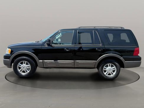 Used 2005 Ford Expedition XLT AWD/4WD image 4
