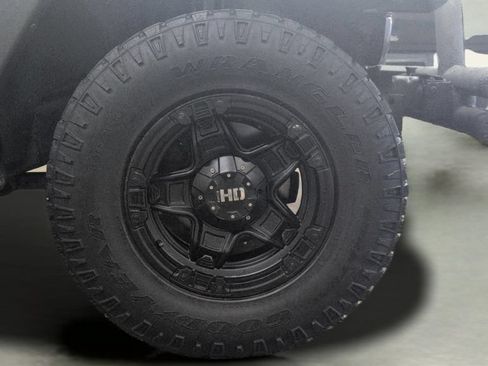 Used 2016 Jeep Wrangler Sport AWD/4WD image 23