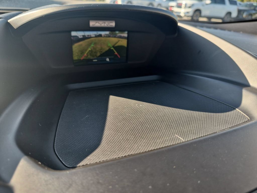 Used 2017 Ford Escape SE FWD image 21