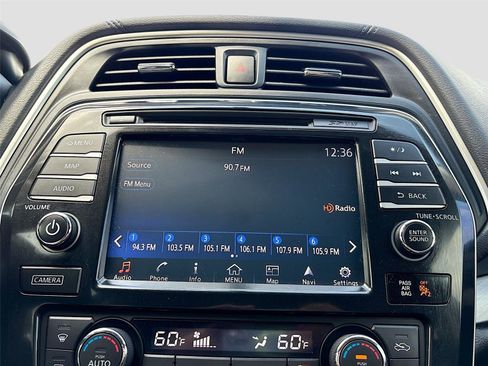 Used 2018 Nissan Maxima SR FWD image 15