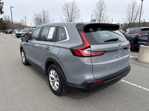 Used 2024 Honda CR-V LX image 5