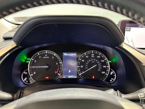 Used 2019 Lexus RX 350L w/ Premium Package image 17