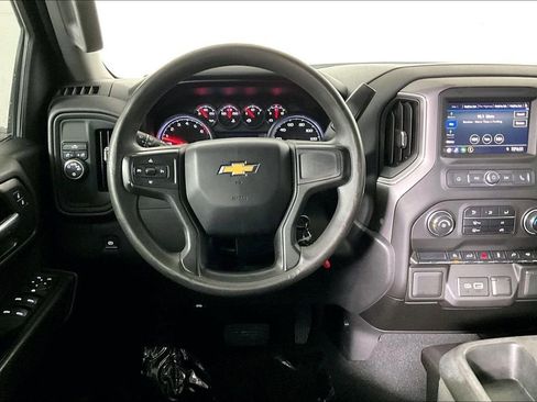 Used 2021 Chevrolet Silverado 1500 Custom image 5