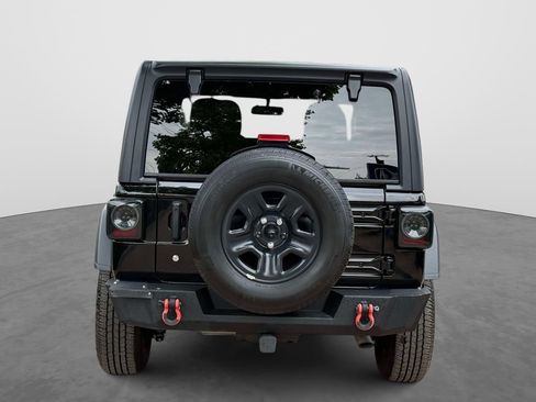 Used 2023 Jeep Wrangler Sport AWD/4WD image 5