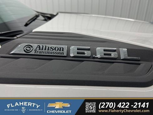 Used 2024 Chevrolet Silverado 3500 High Country w/ Technology Package image 18