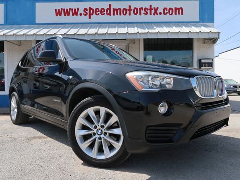 Used 2017 BMW X3 sDrive28i RWD image 2