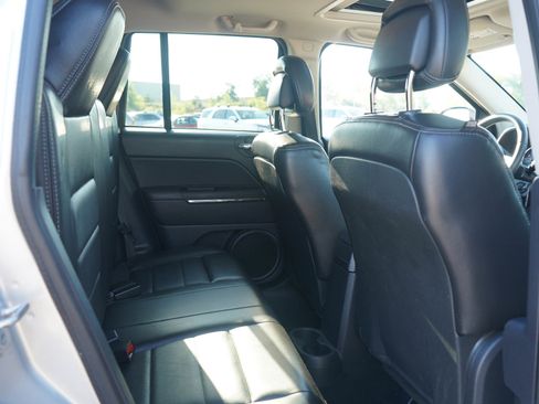 Used 2012 Jeep Compass Limited w/ Sun/Sound Group AWD/4WD image 12