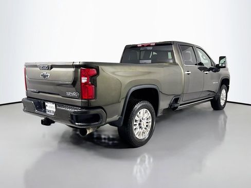 Used 2023 Chevrolet Silverado 3500 High Country w/ Z71 Off-Road Package AWD/4WD image 4
