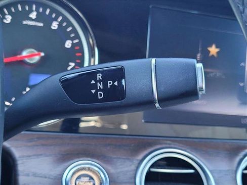 Used 2017 Mercedes-Benz E 300 4MATIC image 12