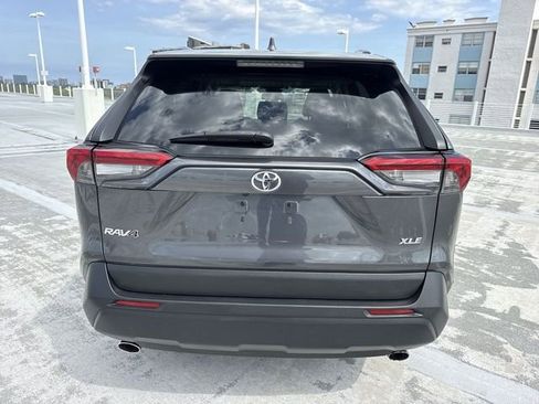 Used 2019 Toyota RAV4 XLE FWD image 24